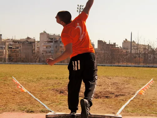 Σφαιροβολία - Diamantis Sports School