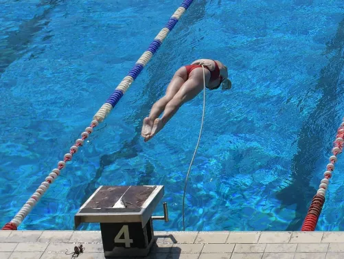 Κολύμβηση - Diamantis Sports School